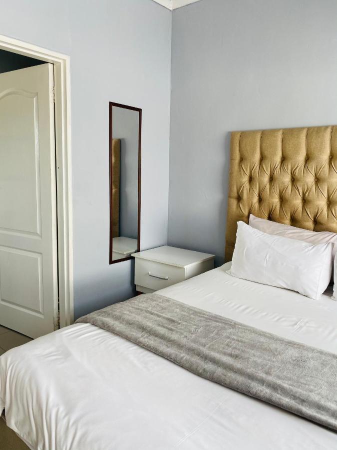 Infinity Bnb Gaborone Extérieur photo
